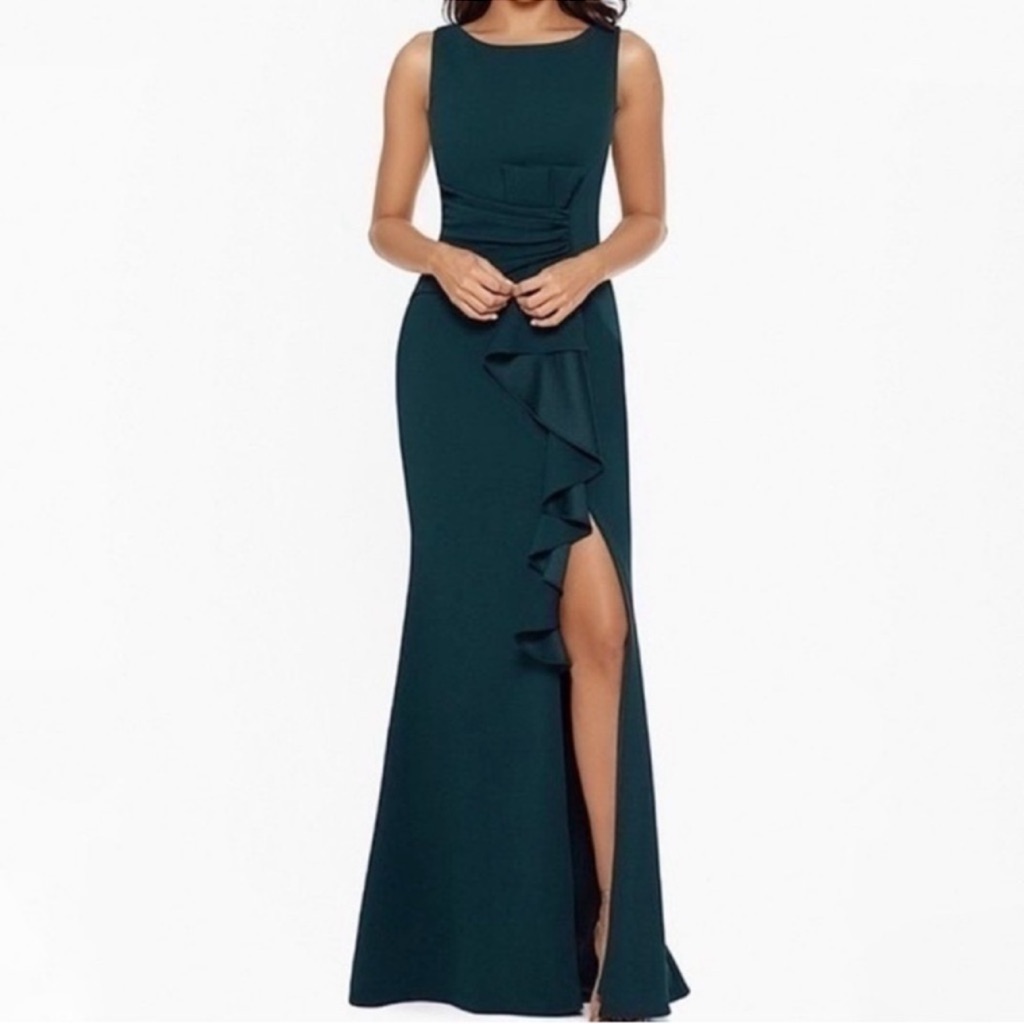 Betsy & Adam Christine Scuba Crepe Ruffled Bow Gown Dress Green Size 8